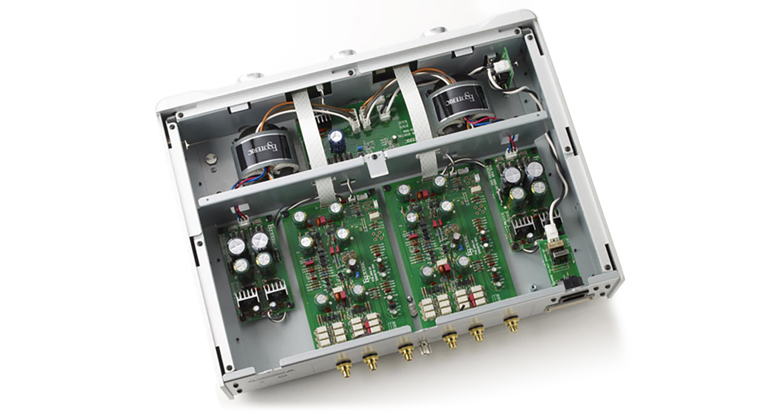 E-03 | FEATURES | ESOTERIC:Japan high-end audio manufacturer