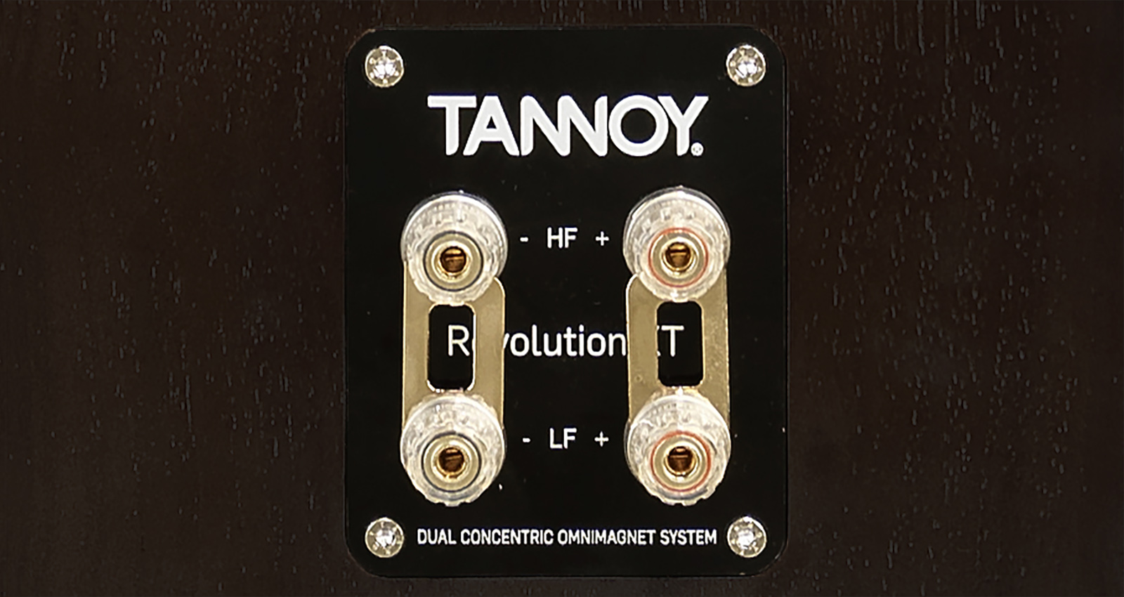 【ts】英語版Volcanic  [3ED] Into the Volcano: The Science, Magic and Meaning of Volcanoes by